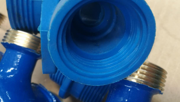 高强度尼龙胶水应用解决智能水表管头套粘用胶问题