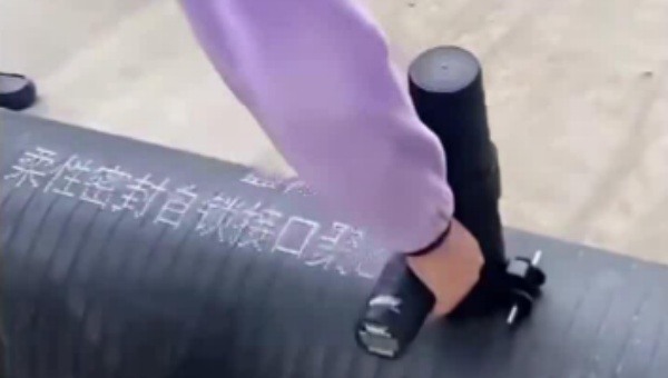 硅胶管移印油墨易掉如何解决？看看汇聚力解决方案