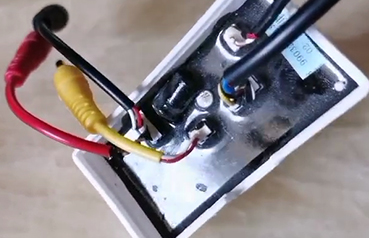 电源电路板.jpg 电源电路板.jpg