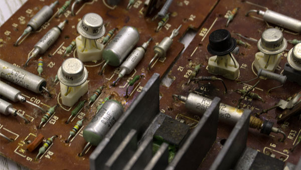 电路芯片.jpg 电路芯片.jpg